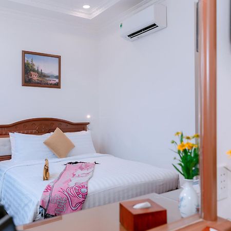 Dahlialand Saigon Hotel & Swimming Pool - Ben Thanh Market, District 1 Хошимин Экстерьер фото