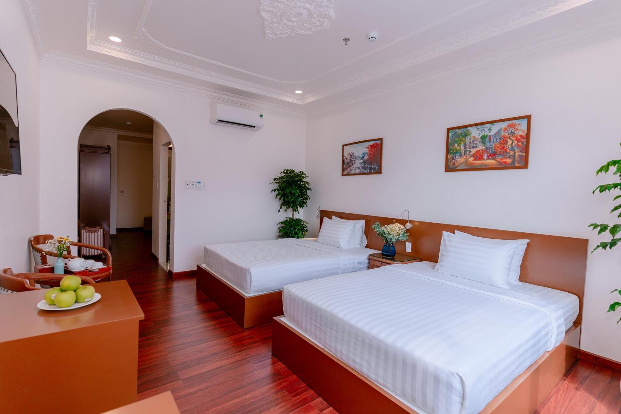Dahlialand Saigon Hotel & Swimming Pool - Ben Thanh Market, District 1 Хошимин Экстерьер фото