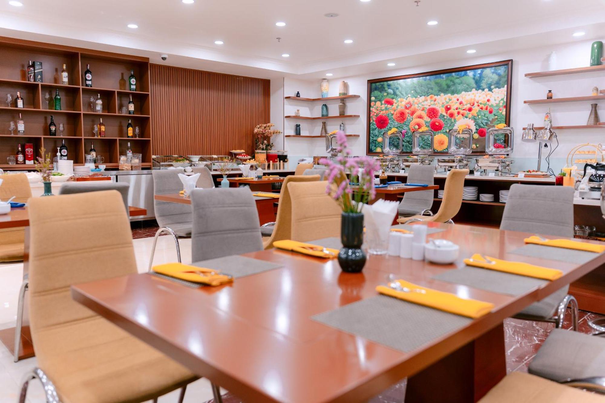 Dahlialand Saigon Hotel & Swimming Pool - Ben Thanh Market, District 1 Хошимин Экстерьер фото