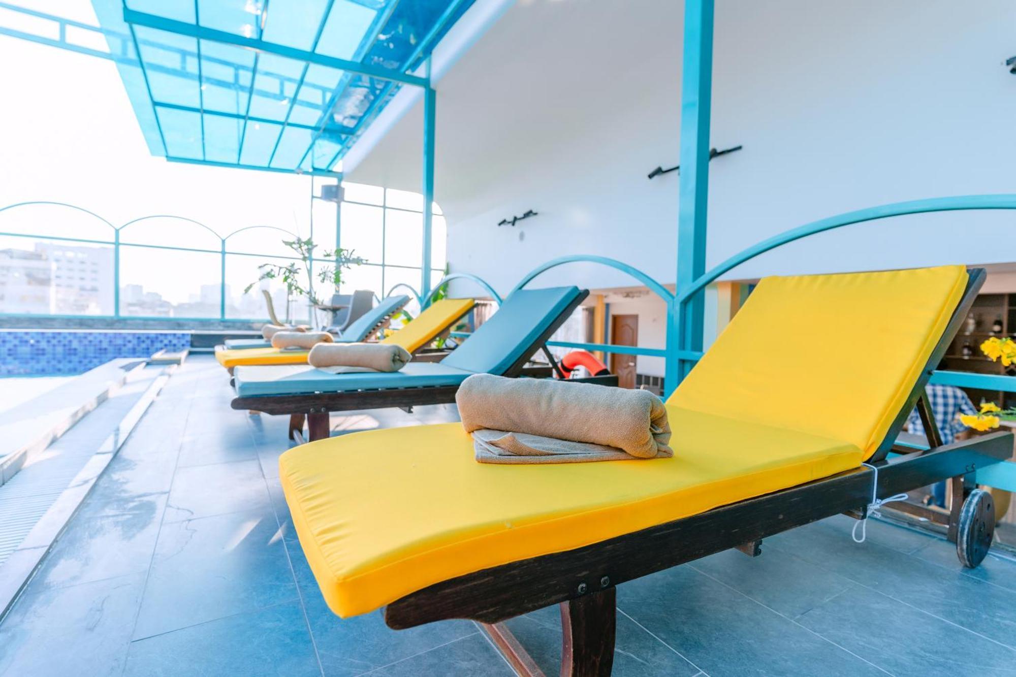 Dahlialand Saigon Hotel & Swimming Pool - Ben Thanh Market, District 1 Хошимин Экстерьер фото